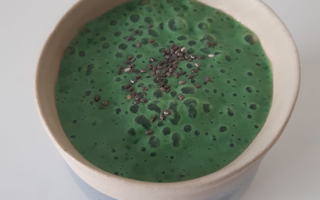 Smoothie Kale Kiwi Spiruline Banane Lait végétal Printemps Hiver Fer Boost Protéines végétales